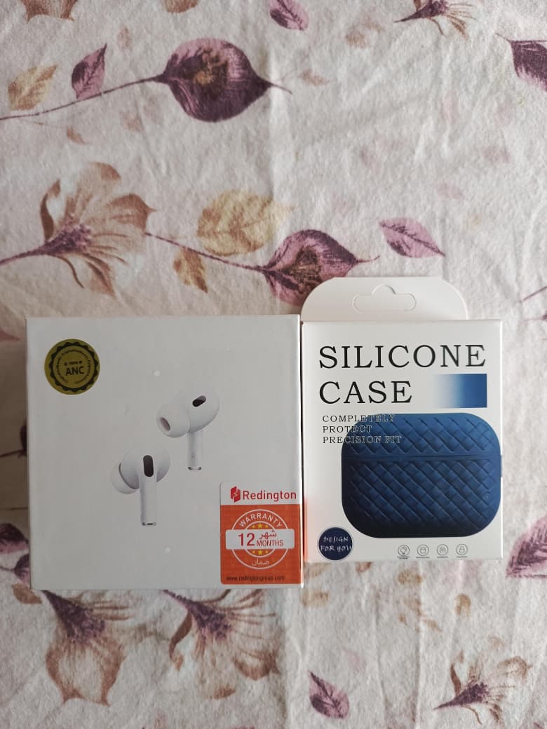 ANC Wireless Earbuds with Premium Silicone Charging Case